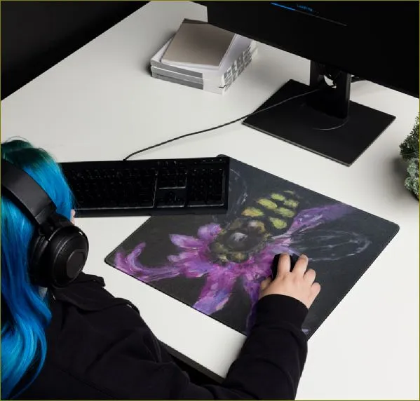 Bee ~ Gaming Mouse Pad