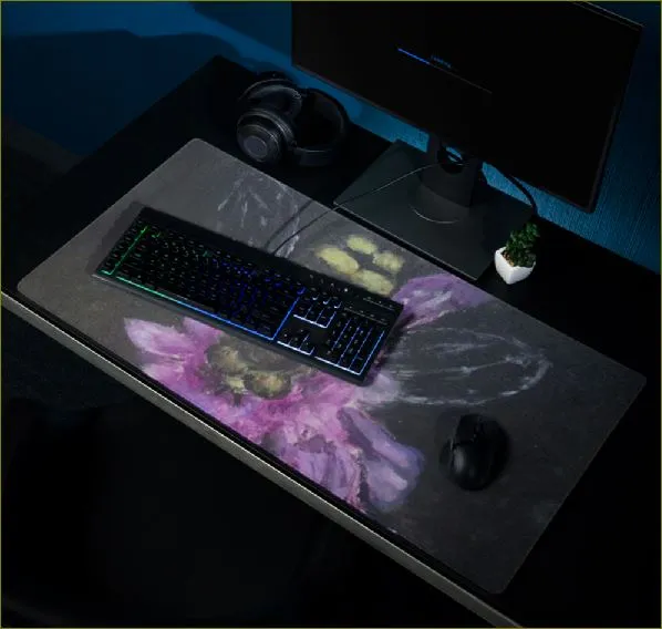 Bee ~ Gaming Mouse Pad