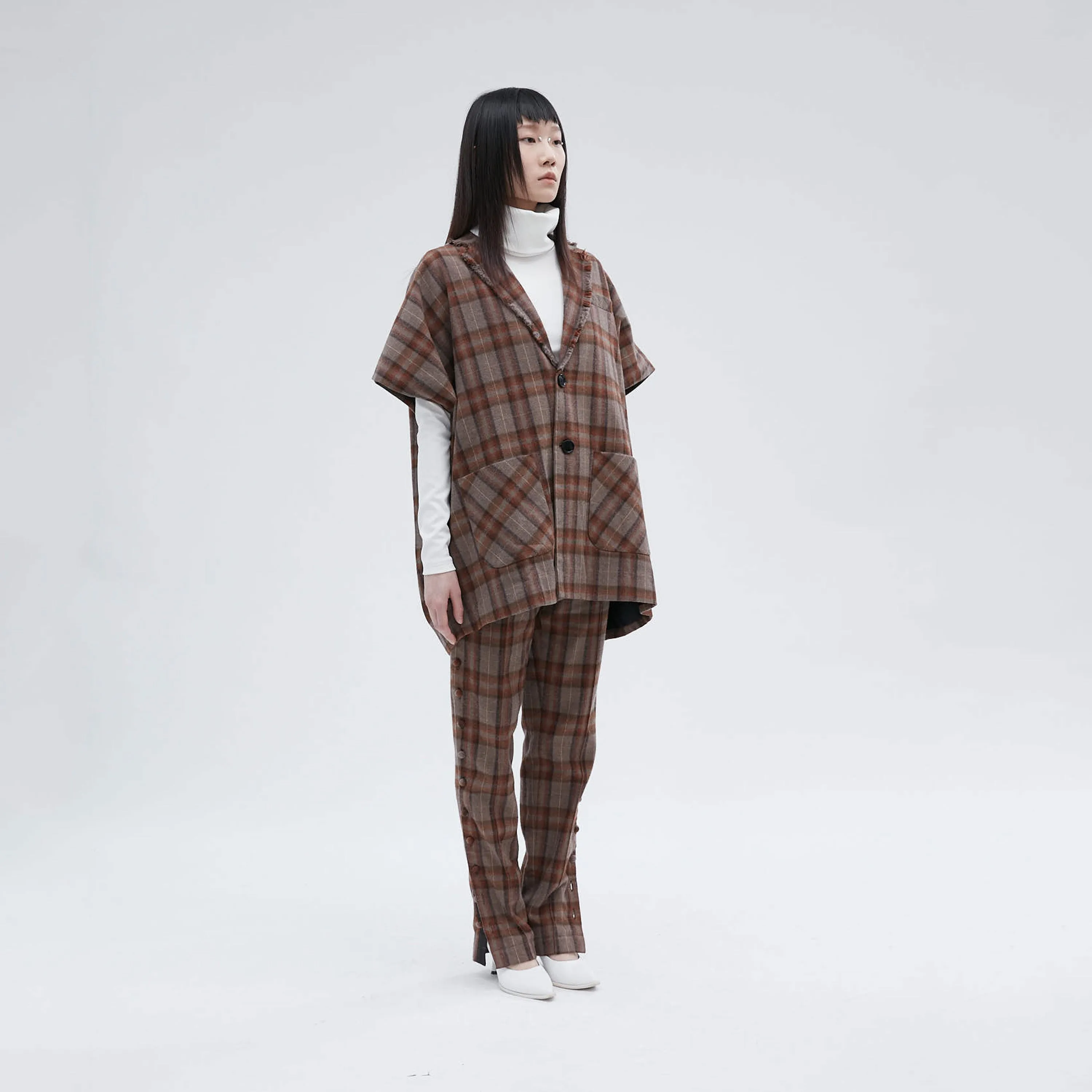 Brown checked short coat