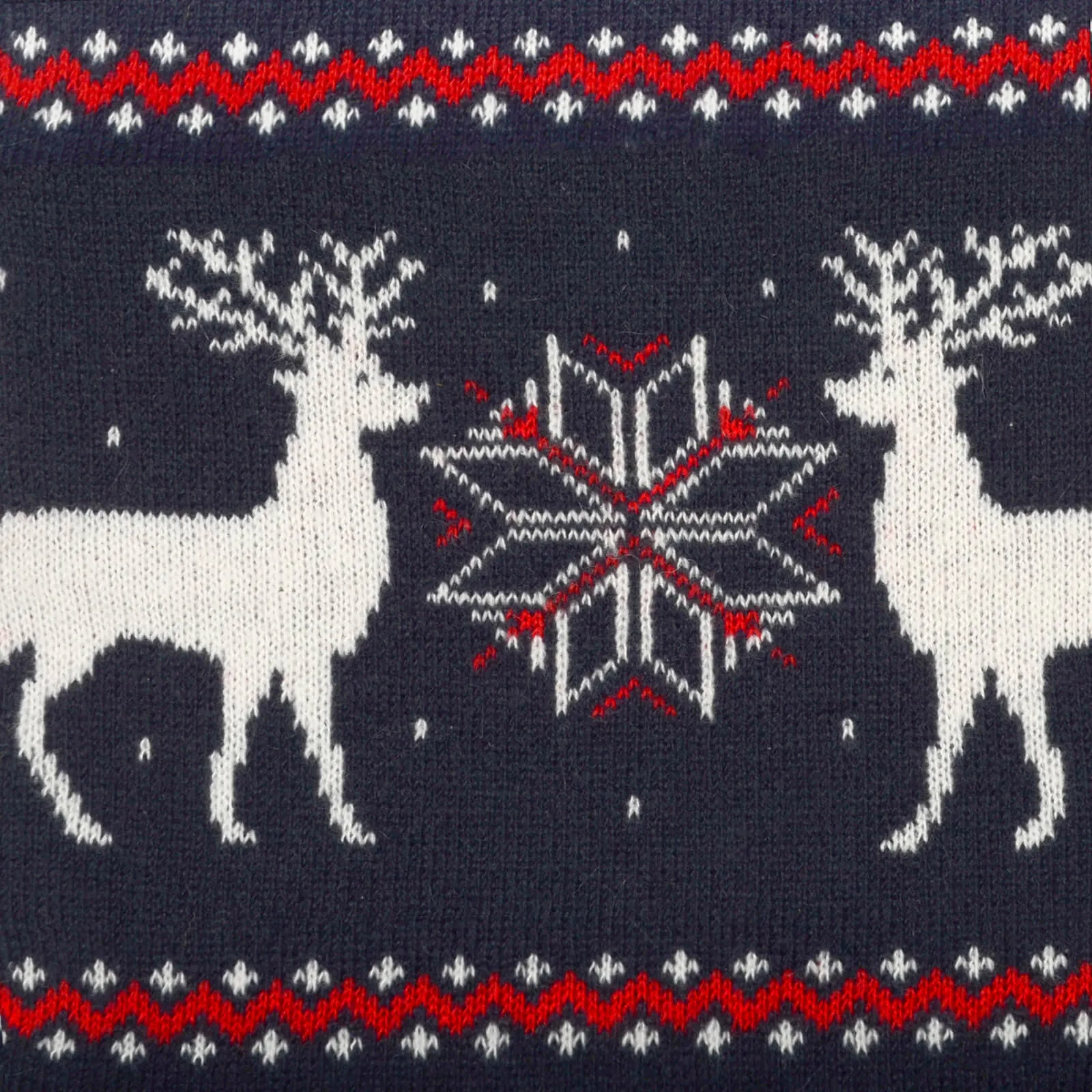 Christmas Hot Water Bottle Reindeer Snowflake Knit Cover 2 Litre