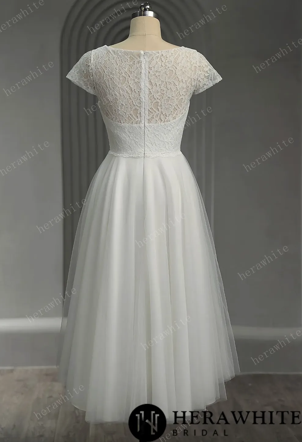 Classic V-neck Floral Lace Tulle Short Wedding Dress