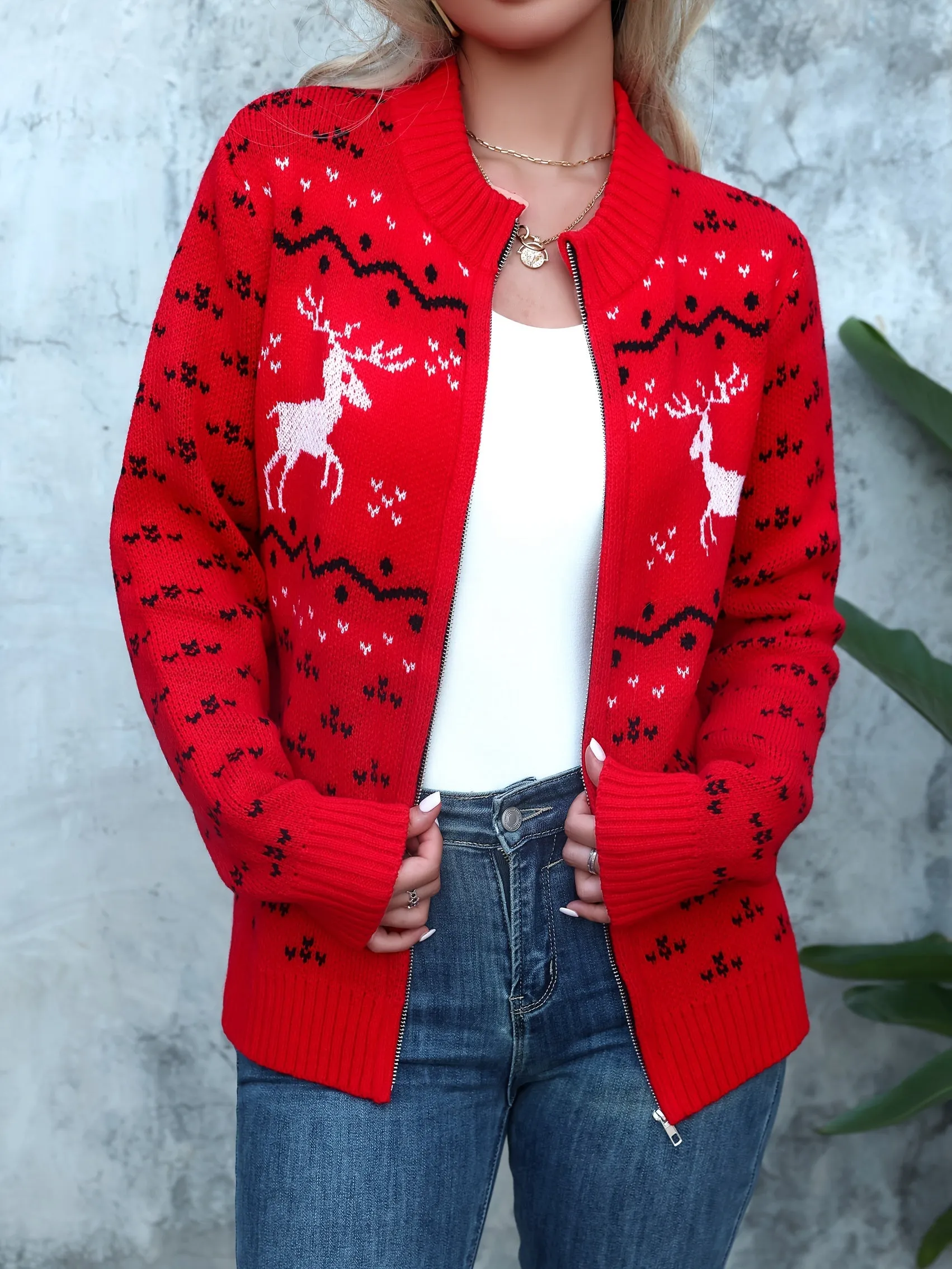 Elegant Christmas Reindeer Pattern Zip-Up Knit Cardigan - Cozy Acrylic Sweater for Women, Long Sleeve, Crew Neck, Casual & Chic Fall/Winter Fashion, Non-Sheer, Perfect for Holiday Parties