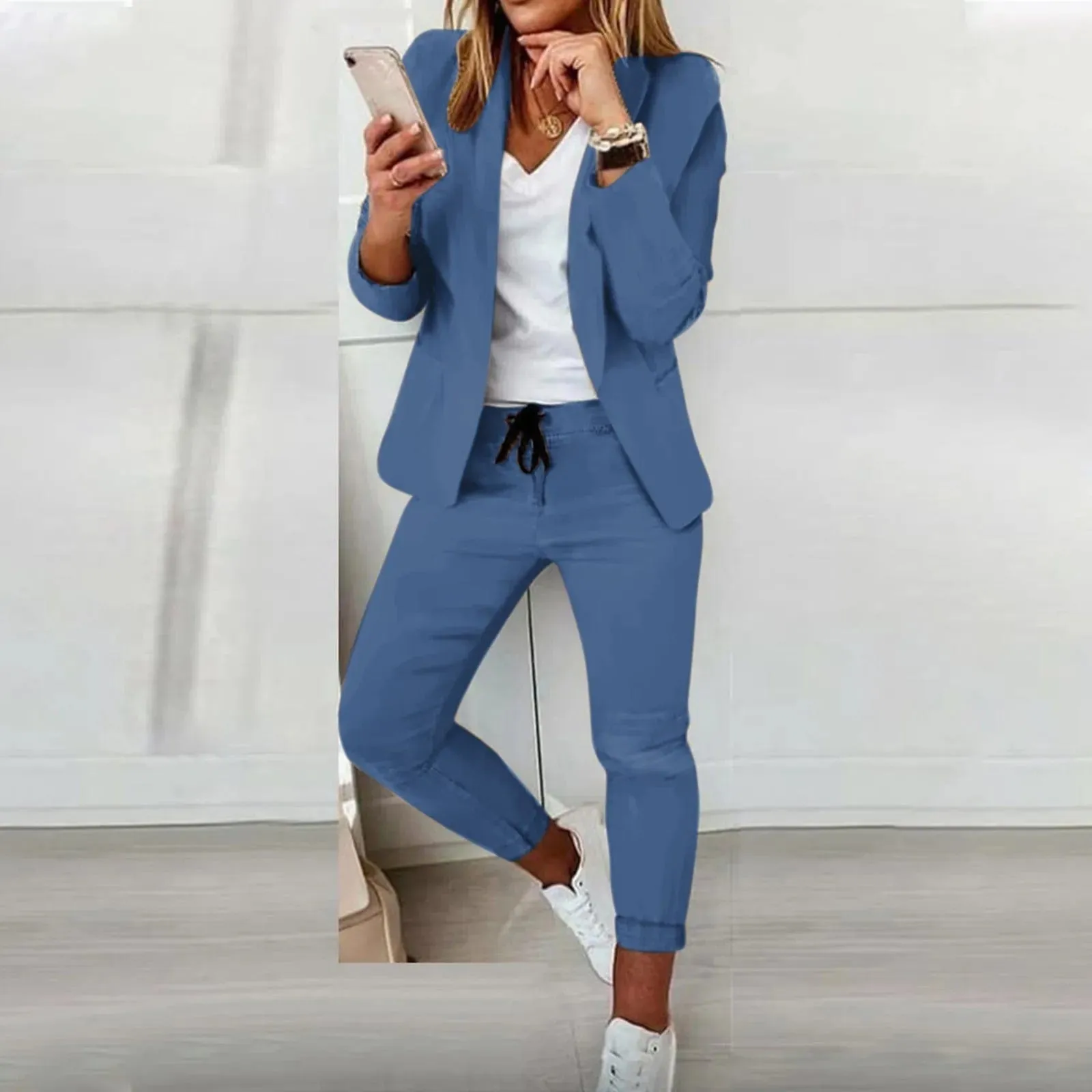 Eye-Catching Women's Pants Set Elegant Blazers and Coordinating Tops Chic Style