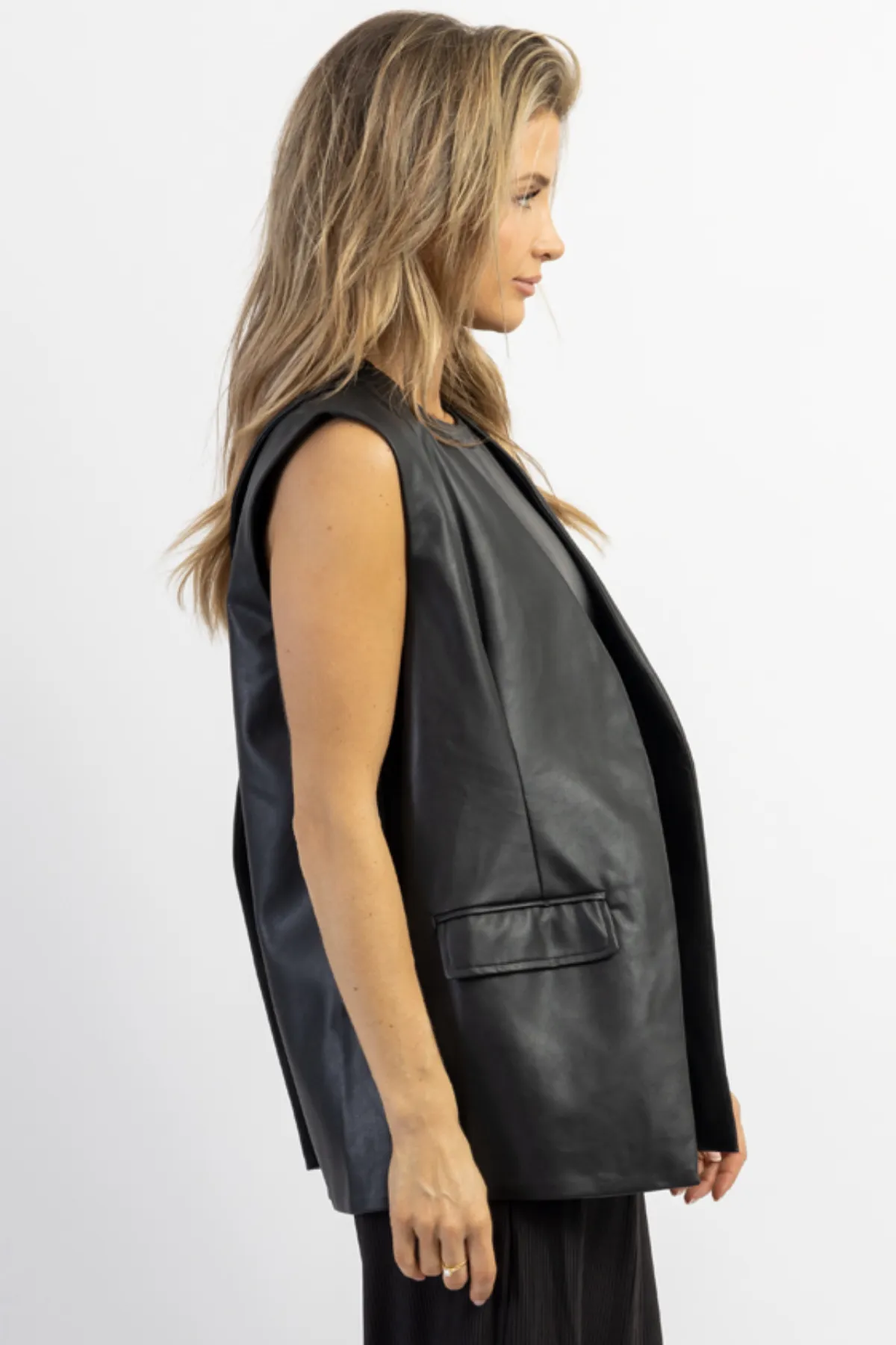 LACI BLACK LEATHER HALTER CROP   VEST SET