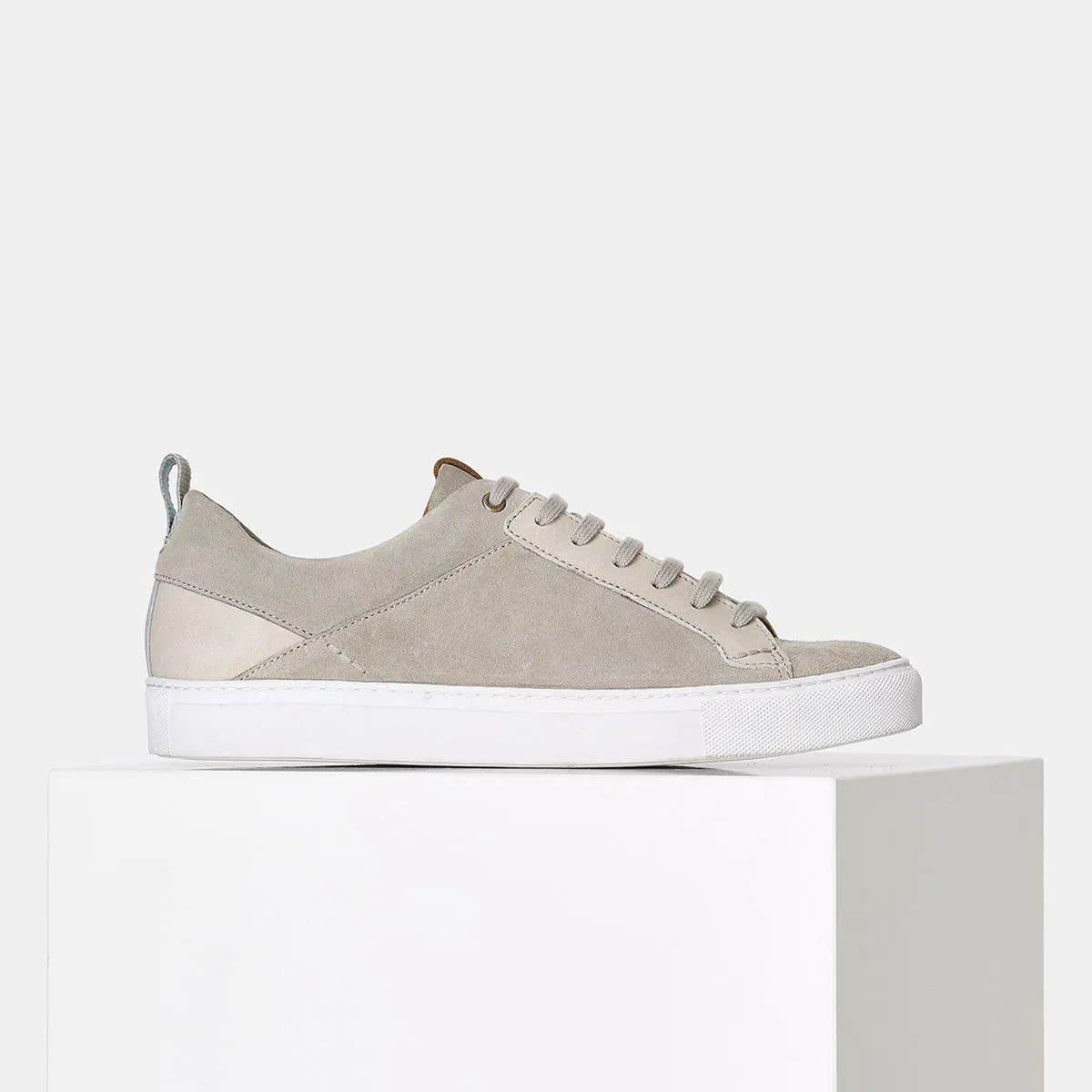 Linden Suede Sneaker (Taupe)