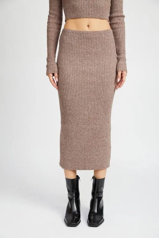 MAXI KNIT SKIRT WITH BACK SLIT