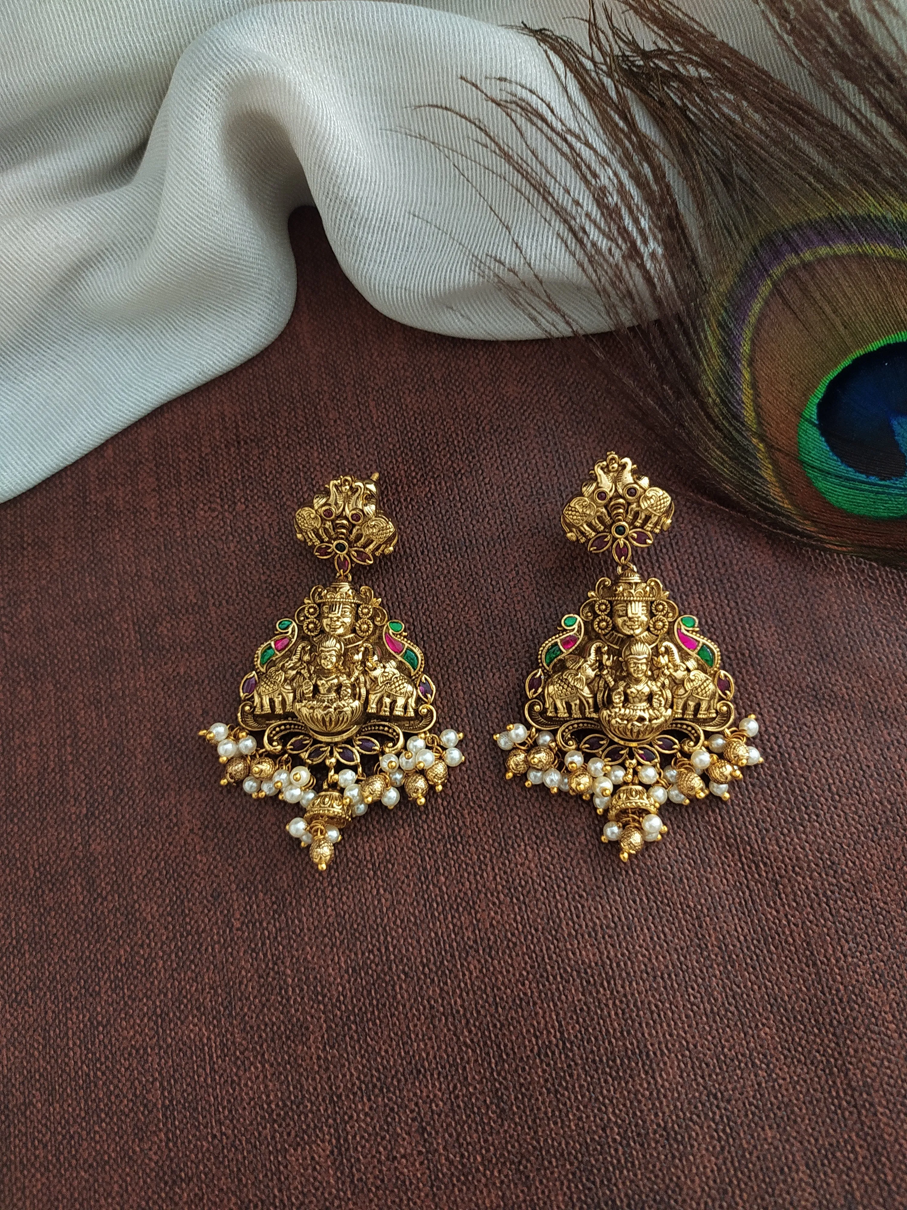 "Antique Lakshmi Necklace Set with Kundan Stones and Nagas Work"