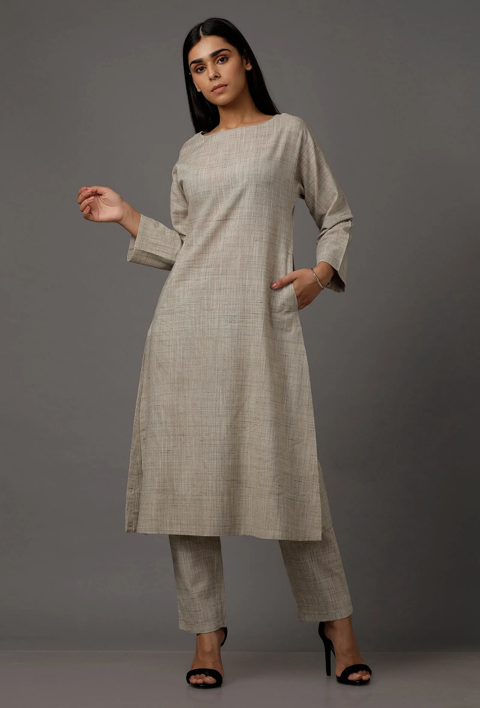 Set of 2: Grey Pure Woven Cotton Kurta and Pants