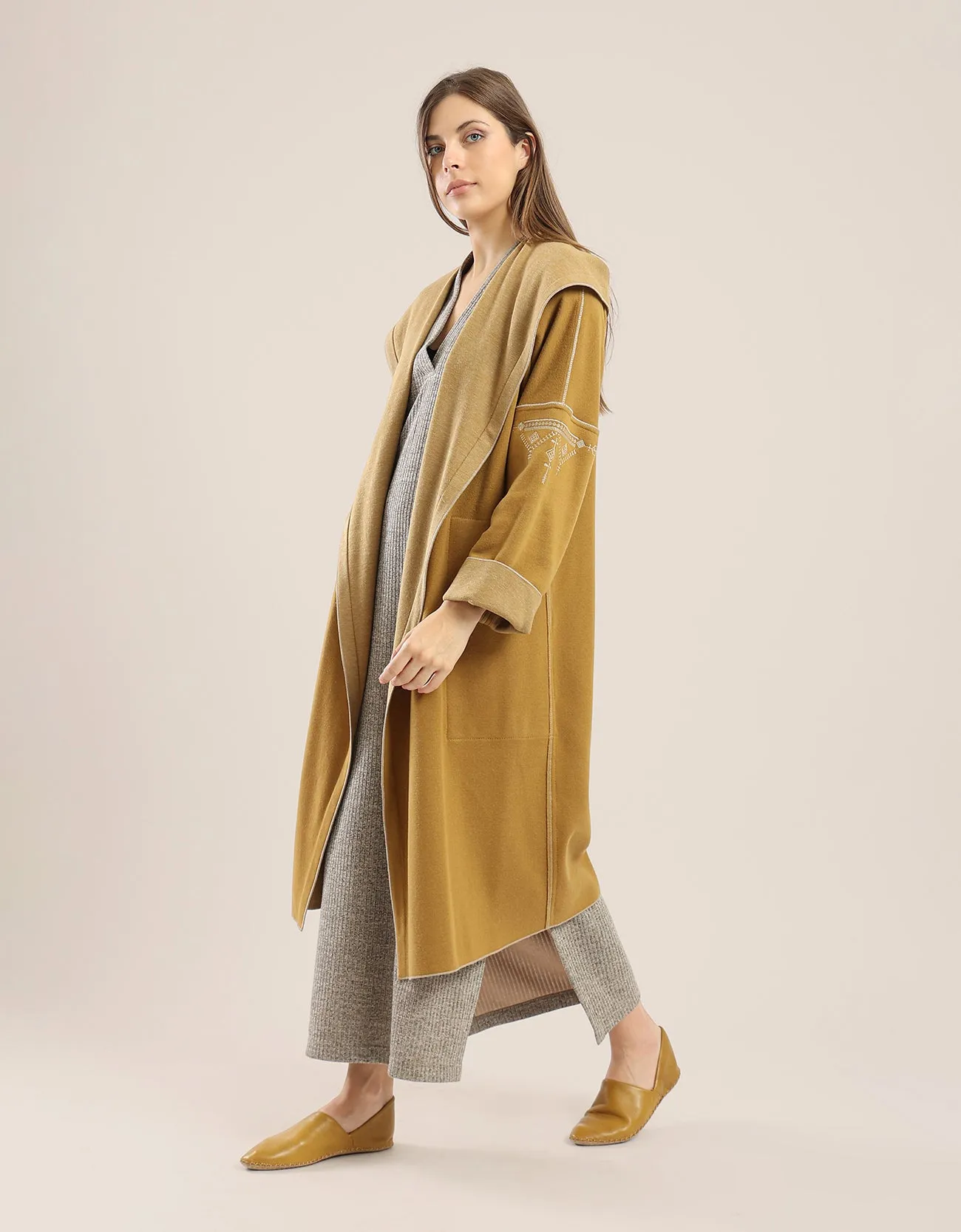 Short jacquard coat with hoodie