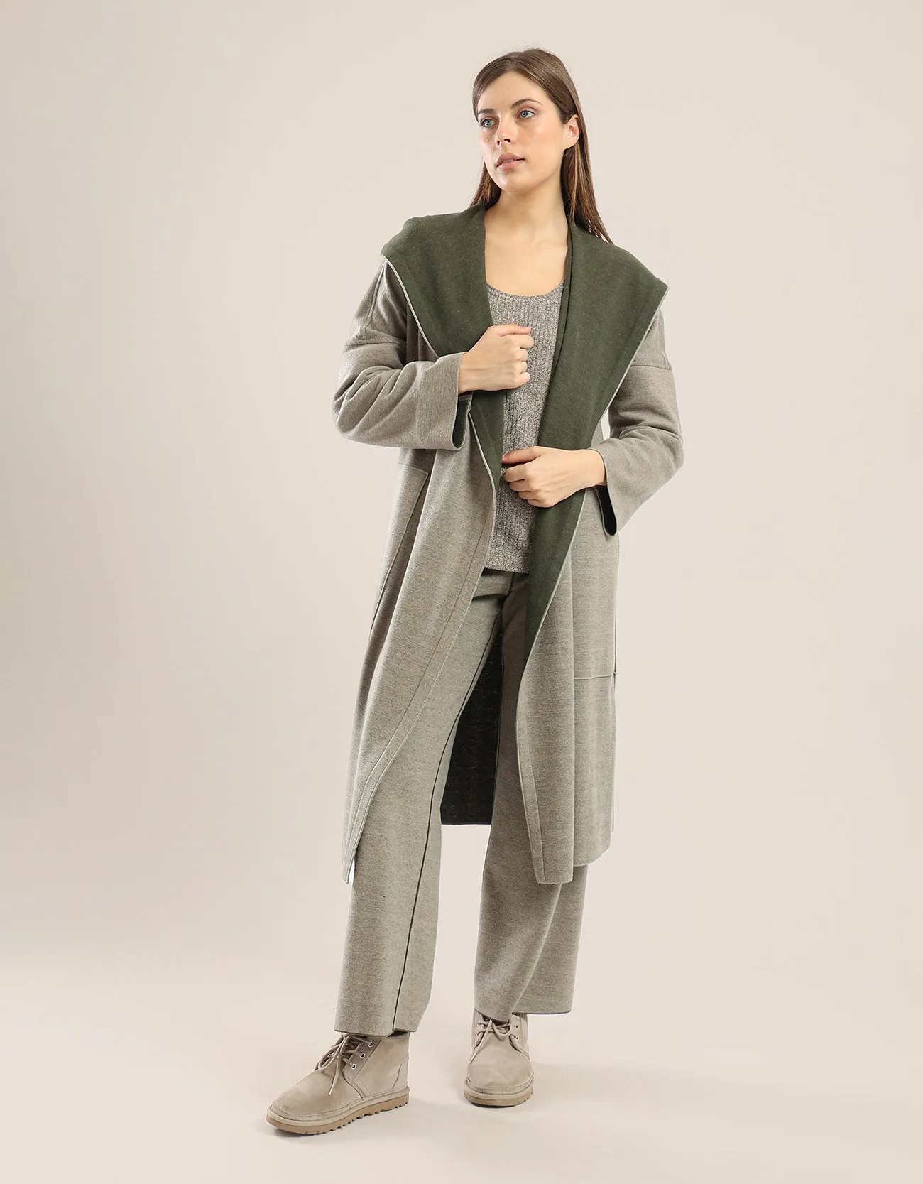 Short jacquard coat with hoodie