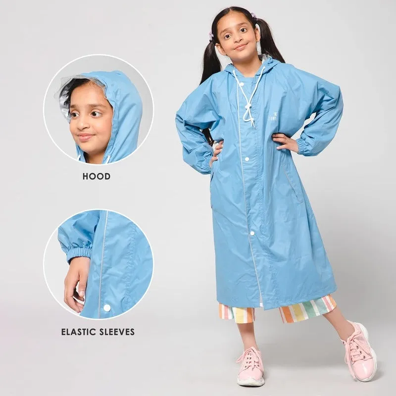 THE CLOWNFISH Cloud Chaser Series Kids Raincoat Waterproof Polyester Double Coating Reversible Longcoat with Hood and Reflector Logo at Back. Printed Plastic Pouch. Kid Age-5-6 years (Skyblue)