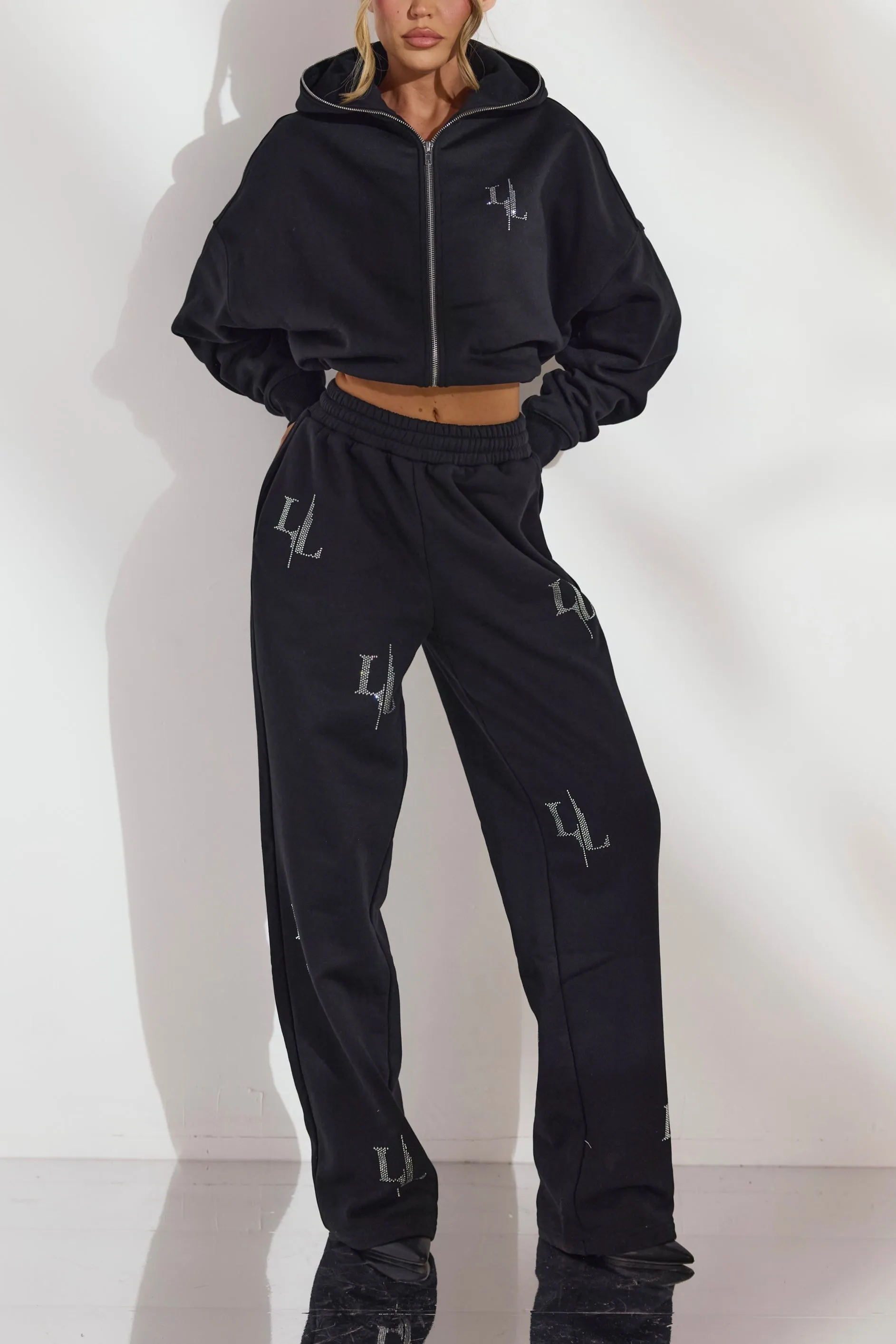 THE LL SWEATPANTS - PRE ORDER