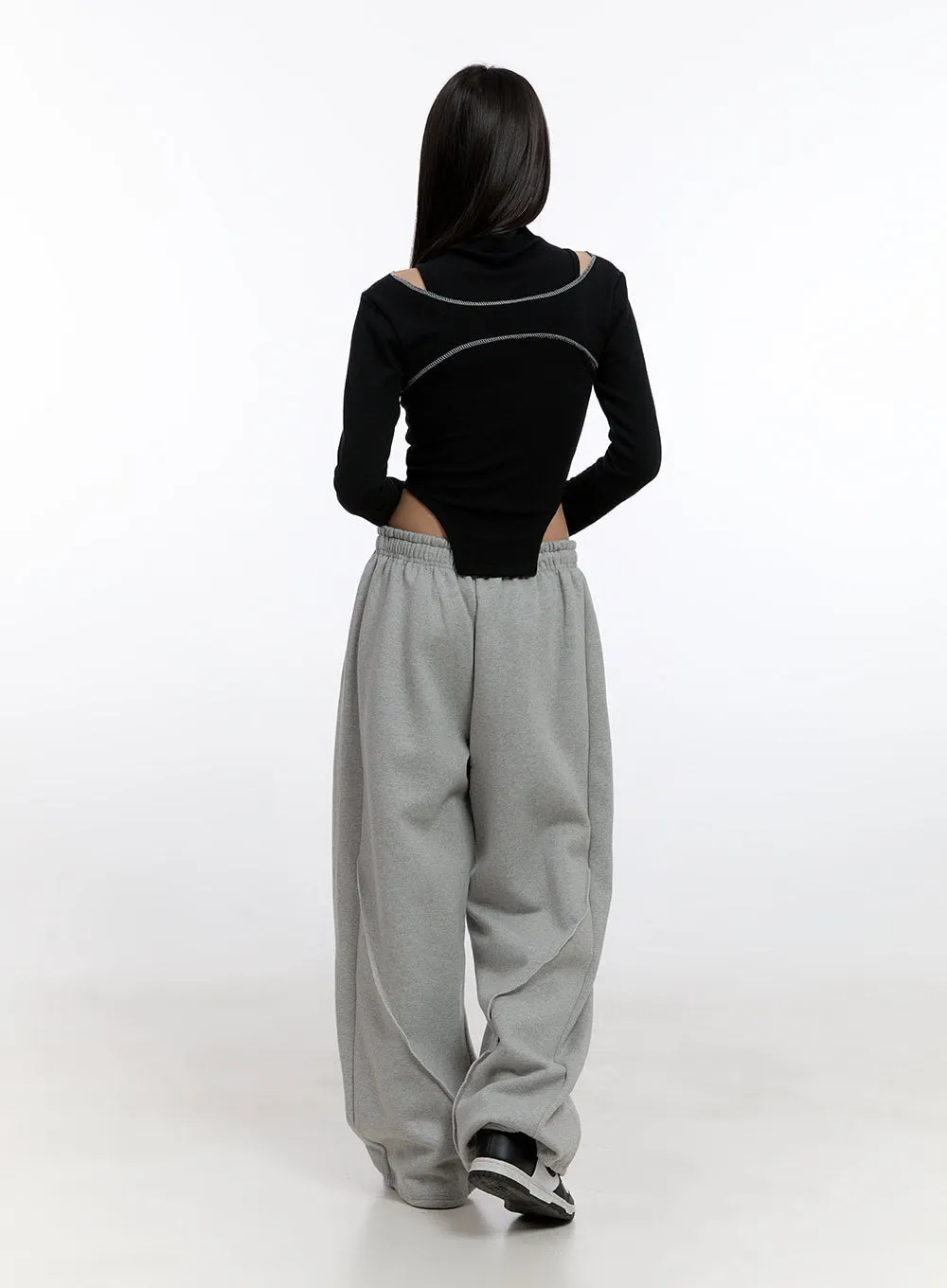 Wide-Fit Solid Sweatpants CN421