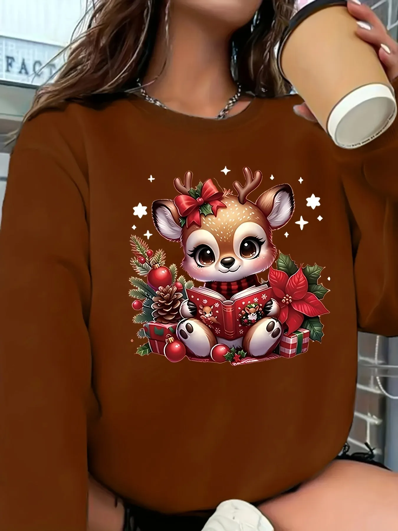 Women's Cozy Christmas Reindeer Sweatshirt - Casual Crew Neck, Long Sleeve Pullover with Festive Print, Machine Washable Polyester Knit Fabric