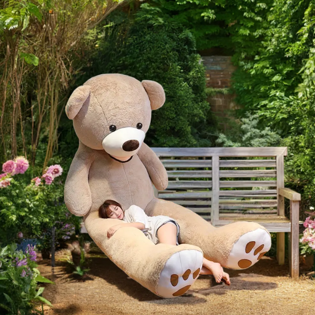 World's Largest Teddy Bear (11ft)