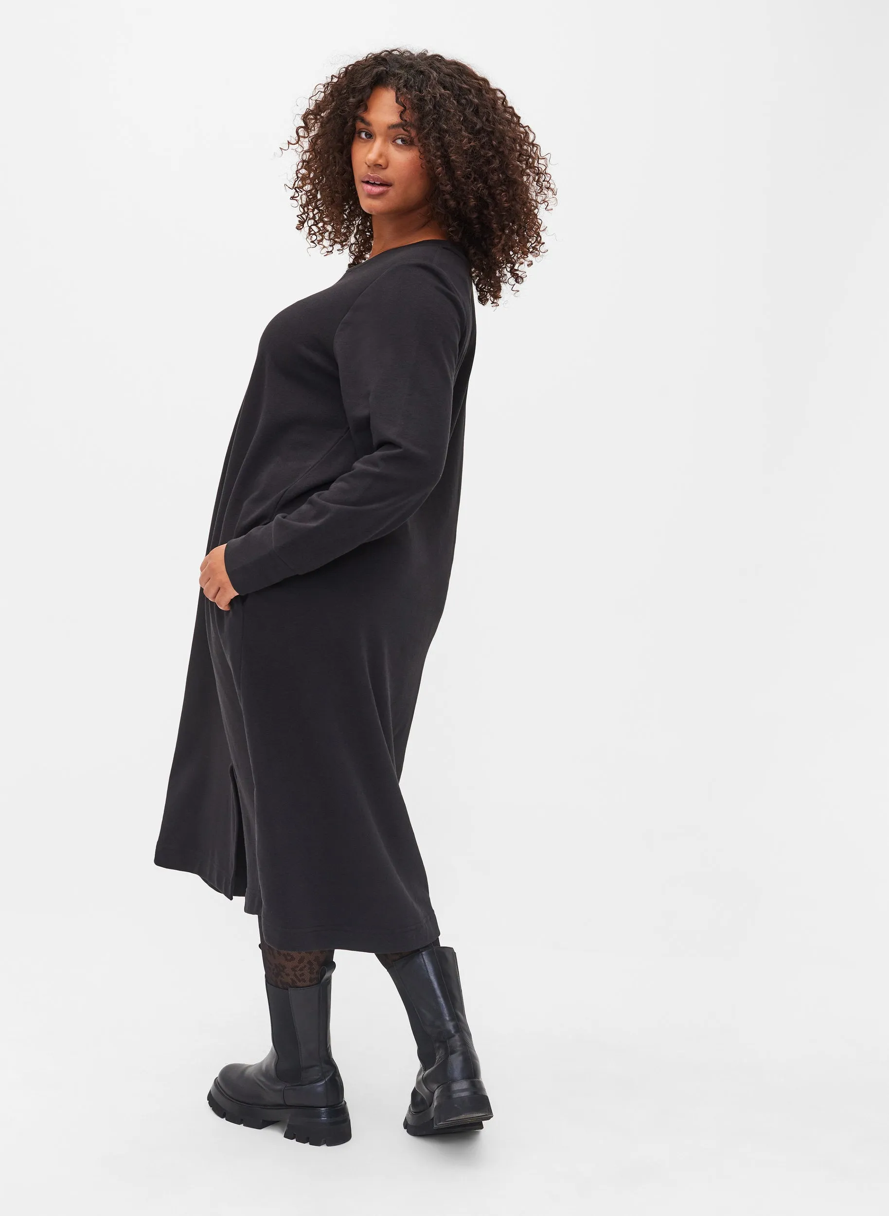 Zizzi Sia Sweater Dress in Black